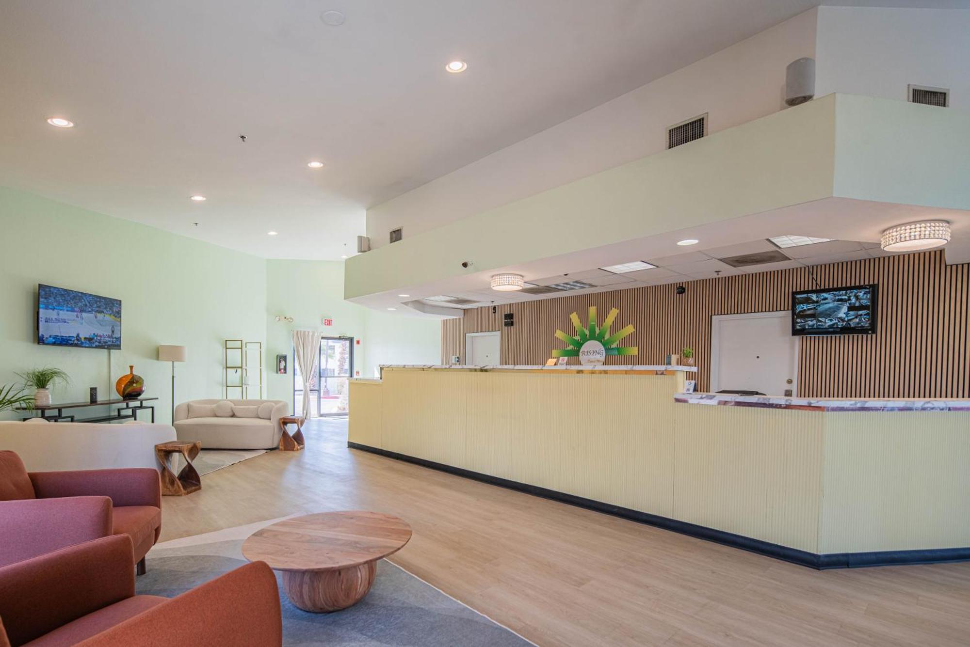 פיניקס Hotel Rising מראה חיצוני תמונה